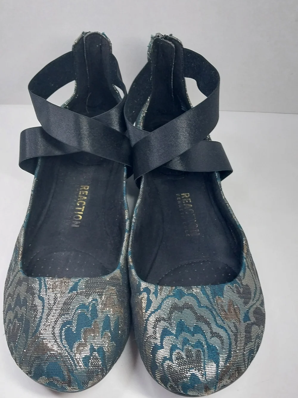 Kenneth Cole Reaction Women’s Pro Time Ballet Flats Size 9.5 M Elastic Straps - Picture 2 of 12